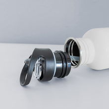 Load image into Gallery viewer, Fumar Water Bottle - white